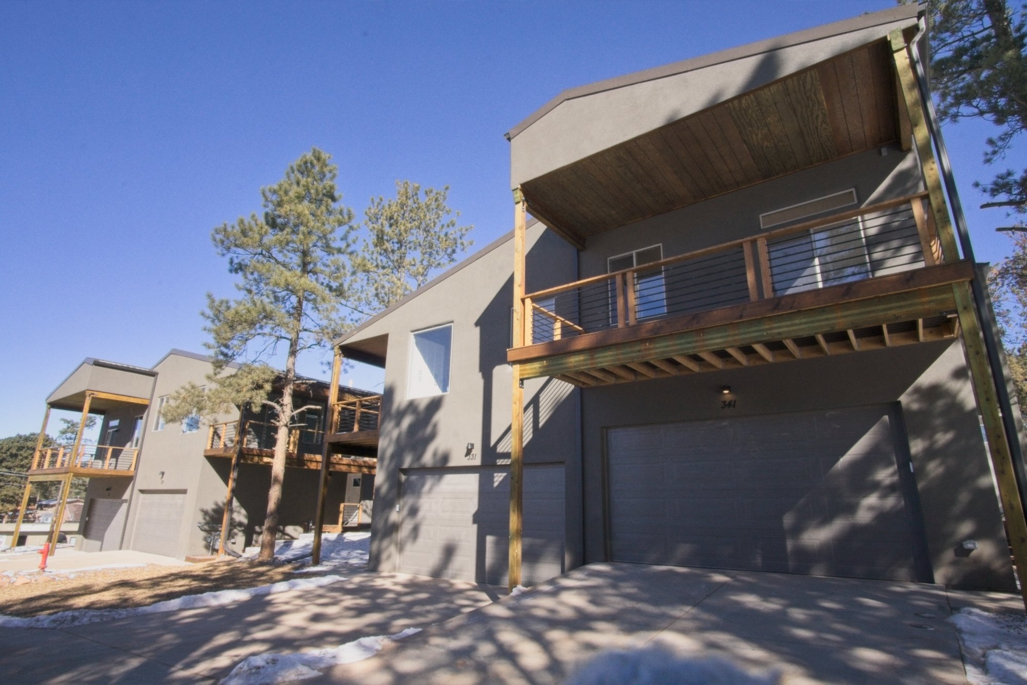Front view of homes in Rampart Village
