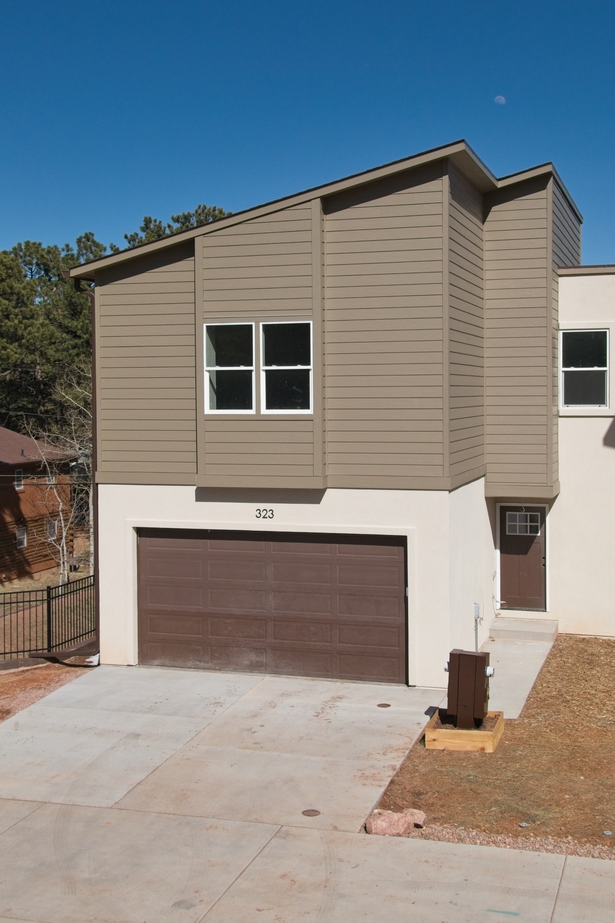 Front of 323 Spruce Meadow Grove